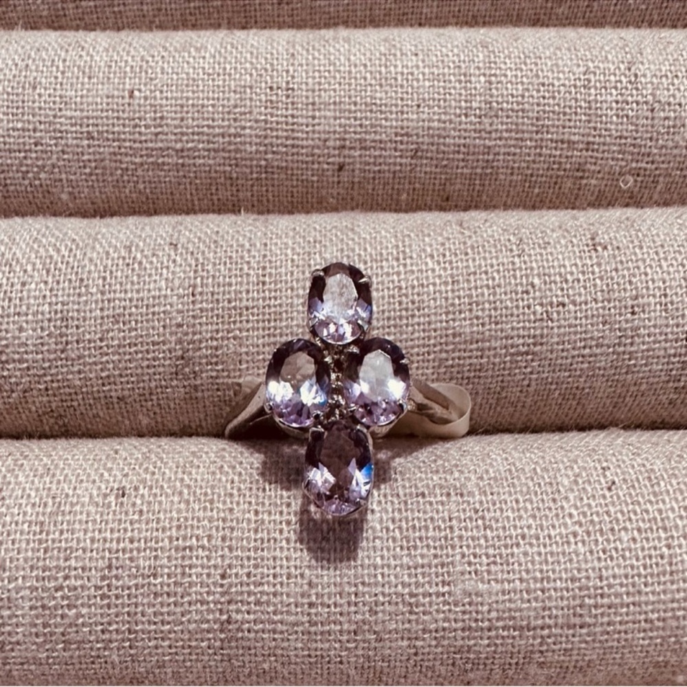 Vintage | Ring | Genuine Amethyst Ring in Silver - Picture 8 of 9